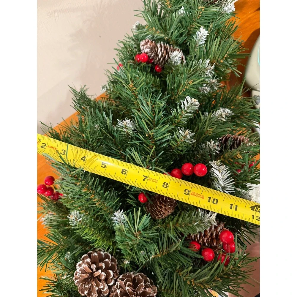 Pre-Lit Corner Christmas Tree 32